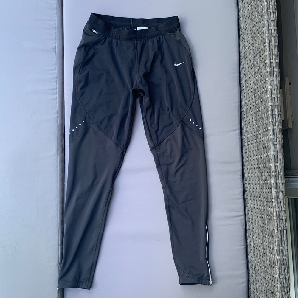 Not Available - image 1